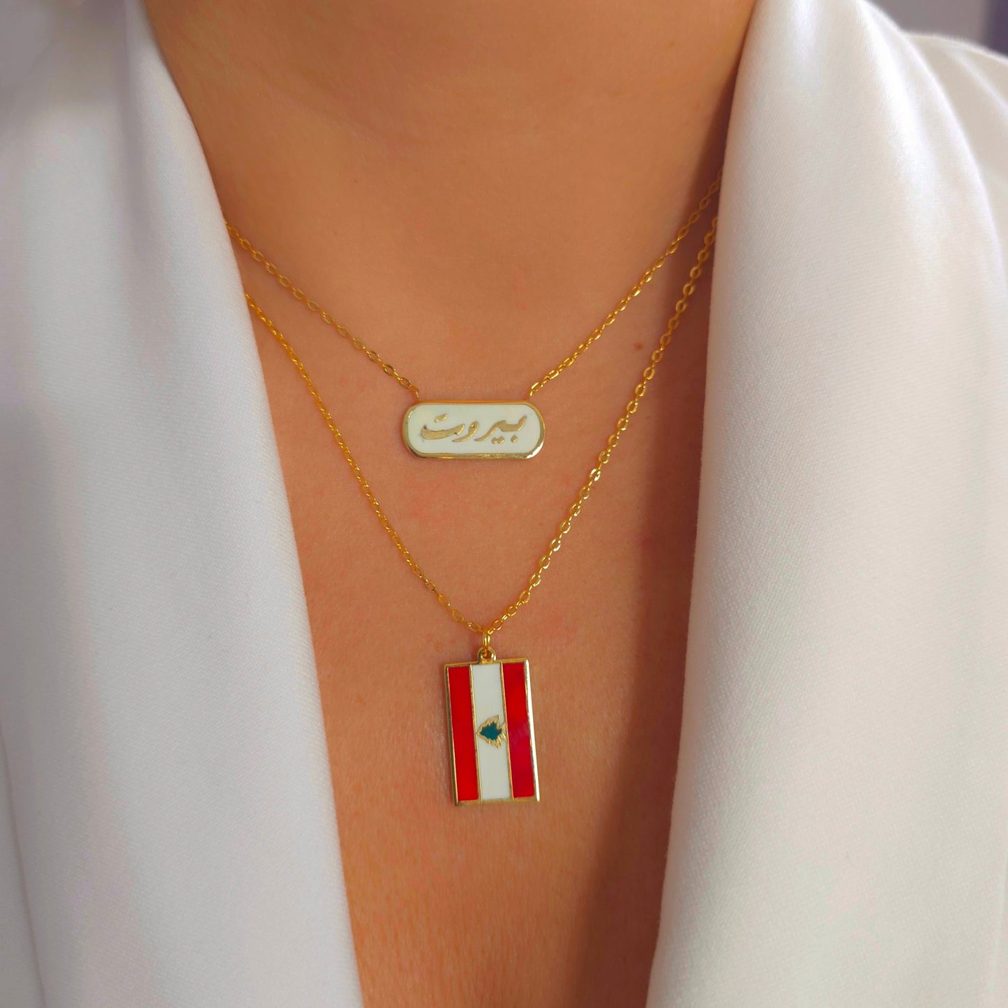 عقد المينا يجمع بين الأناقة اللبنانية وذكريات الوطن.
Symbol of الوطن العربي and timeless Beirut vibes, lebanon necklace beirut necklace