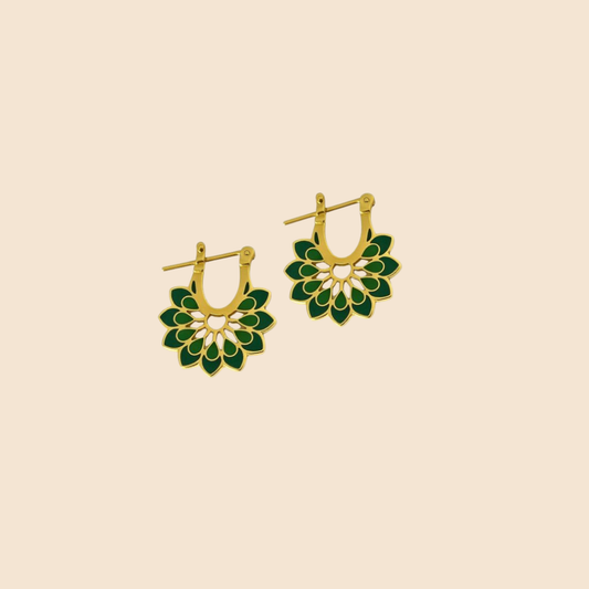 GOLD ABD GREEN EARRING WITH ENAMEL FLOWER