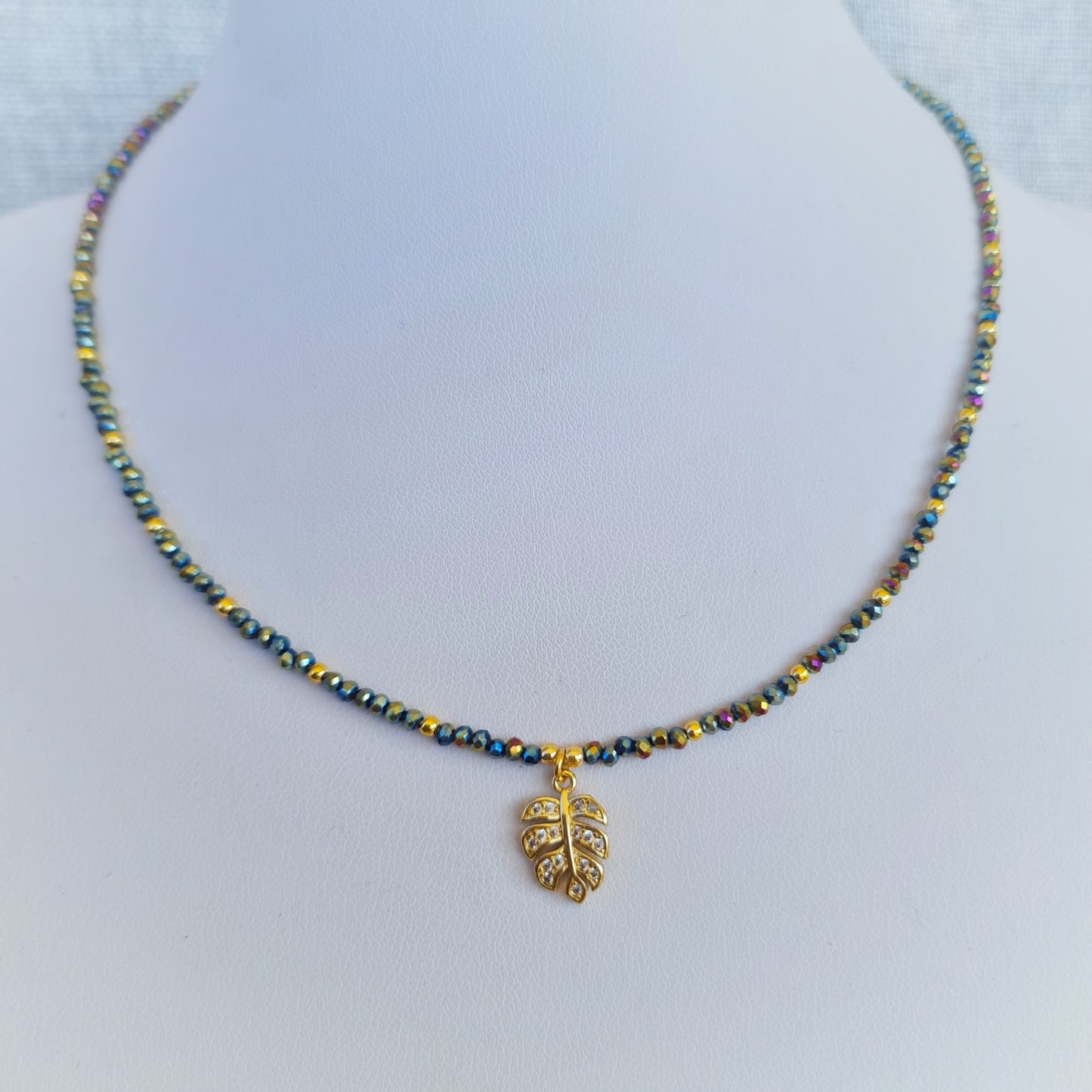 Leaf Choker Necklace