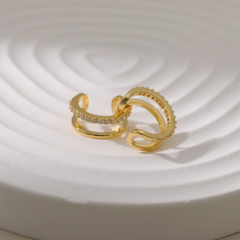 White zirconia Ear cuff - one piece