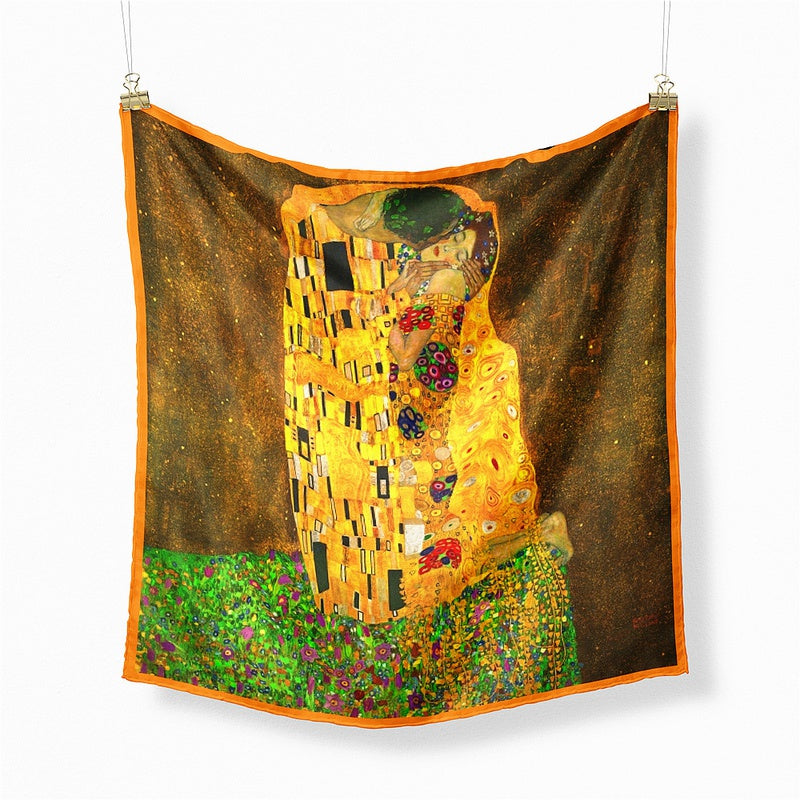 Gustav Klimt:The kiss Scarf