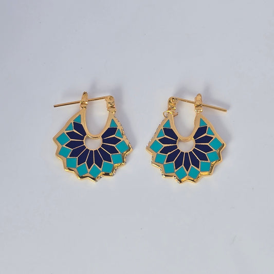 ARABESQUE ENAMEL FLOWER EARRINGS SUMMER 2026 TRENDING 