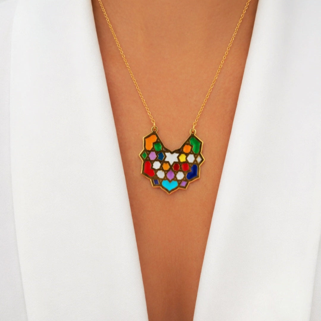 FIND YOUR HALO NECKLACE HEART ARABESQUE ENAMEL NECKLACE