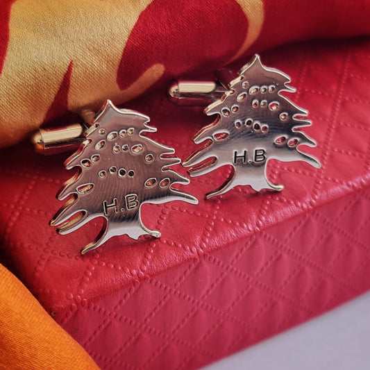 lebanese cedars cufflinks with initial for men silver made 
أزرار أكمام رجالية من الفضة بنقش أرز لبنان وحرف الاسم