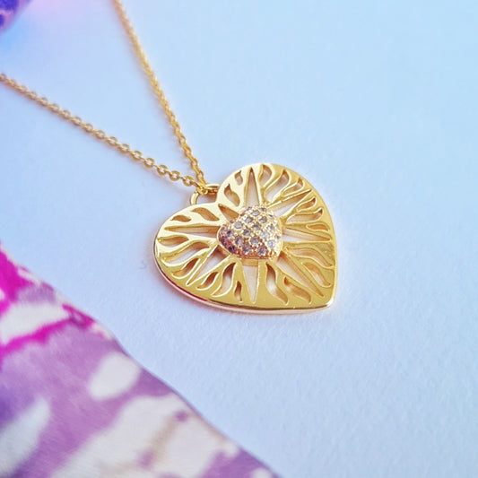 MiniLux Flame Heart Necklace – Gold Plated Statement Piece
